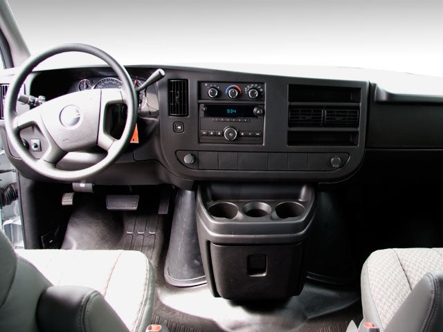 2009 GMC Savana Cargo 1500 1500 Regular Wheelbase Rear-Wheel Drive