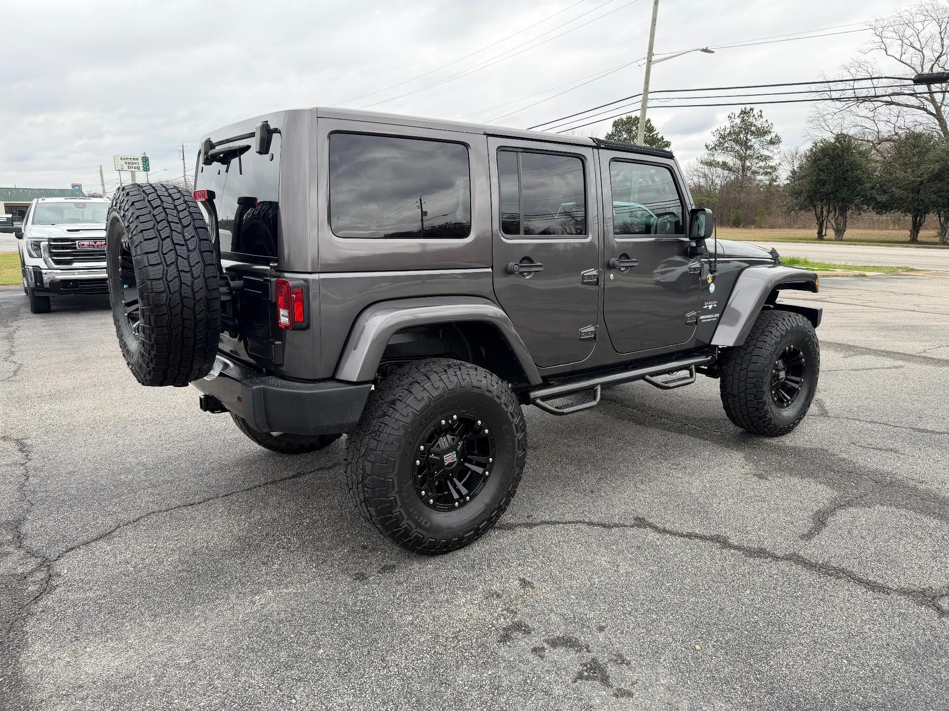2017 Jeep Wrangler Unlimited Sahara 4x4