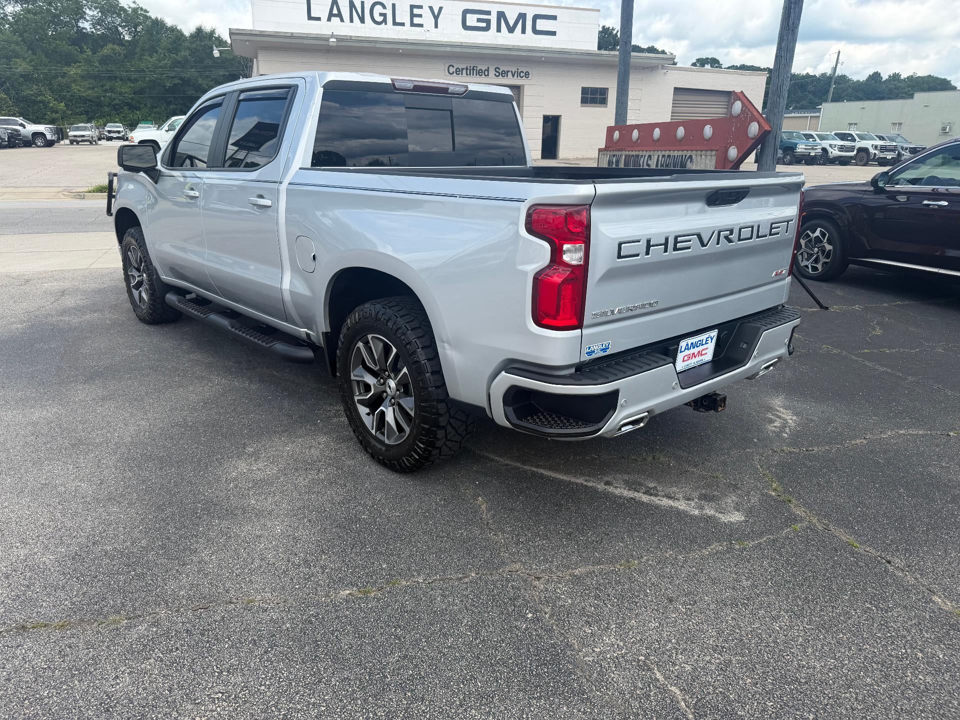 2022 Chevrolet Silverado 1500 Crew Cab Short Box 4-Wheel Drive RST
