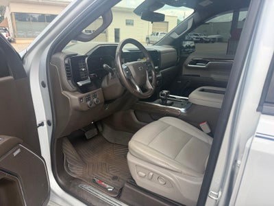 2022 Chevrolet Silverado 1500 Crew Cab Short Box 4-Wheel Drive RST