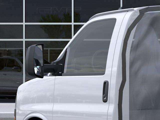 2025 GMC Savana Cutaway 3500 Base