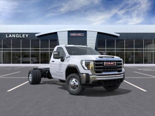 2026 GMC Sierra 3500 HD Chassis Cab Pro