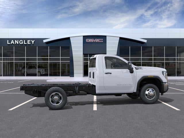 2026 GMC Sierra 3500 HD Chassis Cab Pro