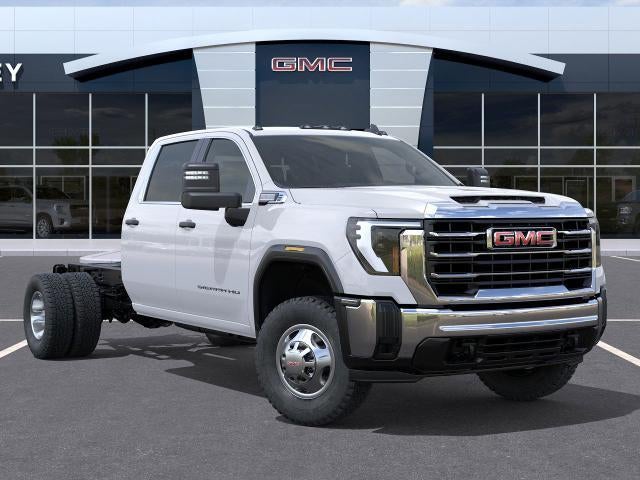 2026 GMC Sierra 3500 HD Chassis Cab Pro