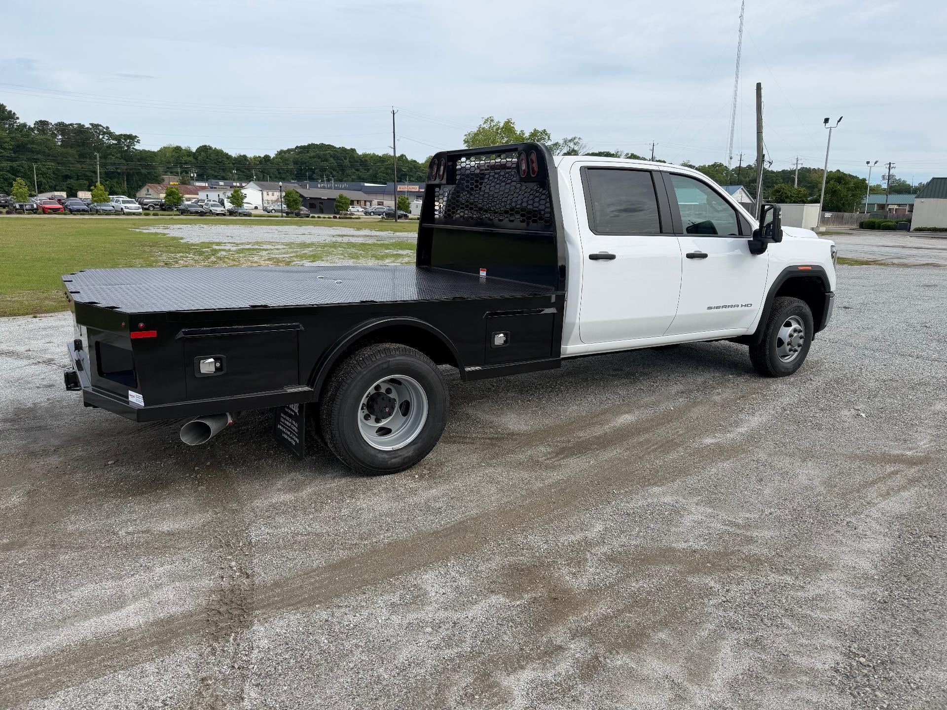 2026 GMC Sierra 3500 HD Chassis Cab Pro