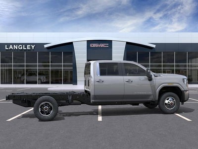 2026 GMC Sierra 3500 HD Chassis Cab SLE