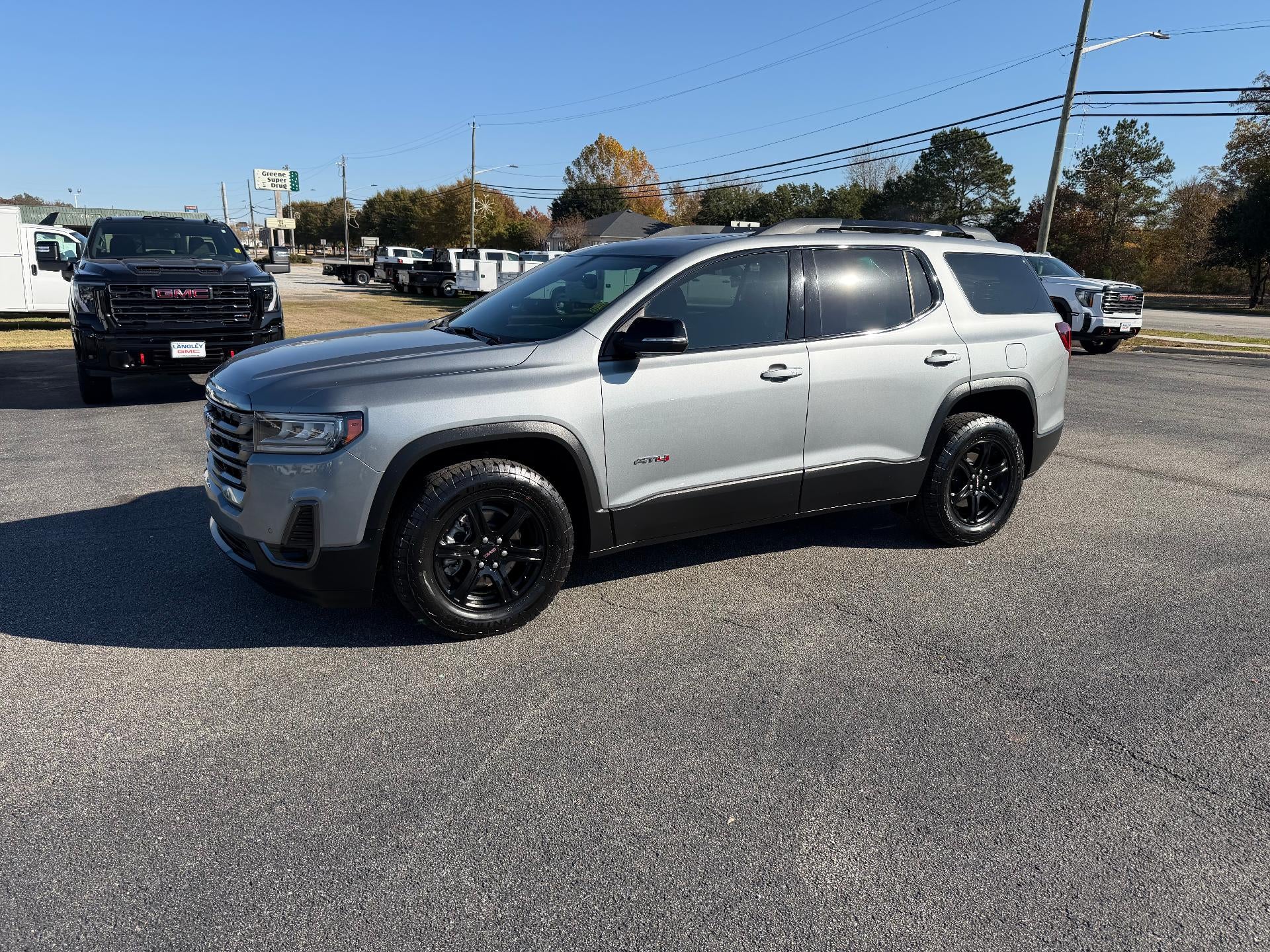 2023 GMC Acadia AWD AT4