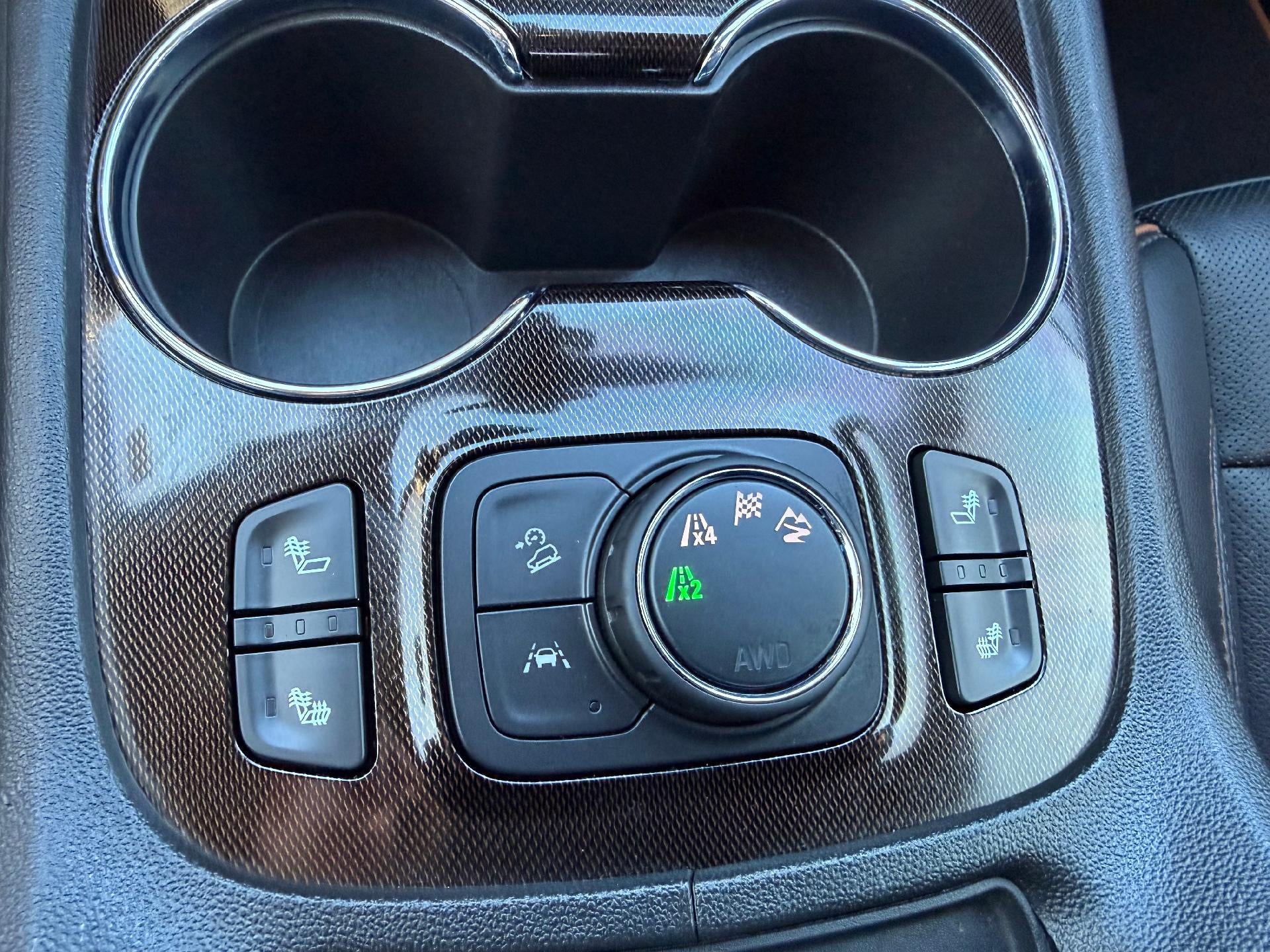 2023 GMC Acadia AWD AT4