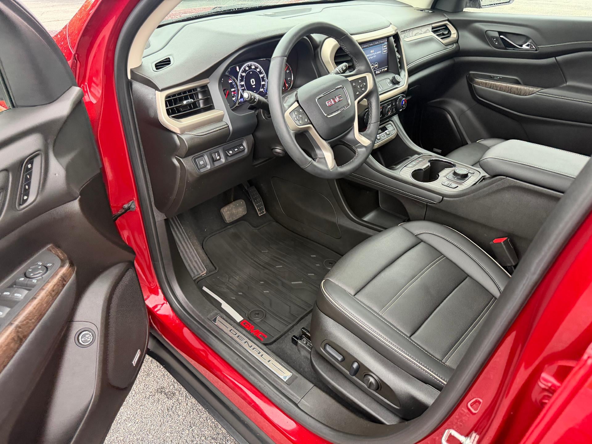 2023 GMC Acadia FWD Denali