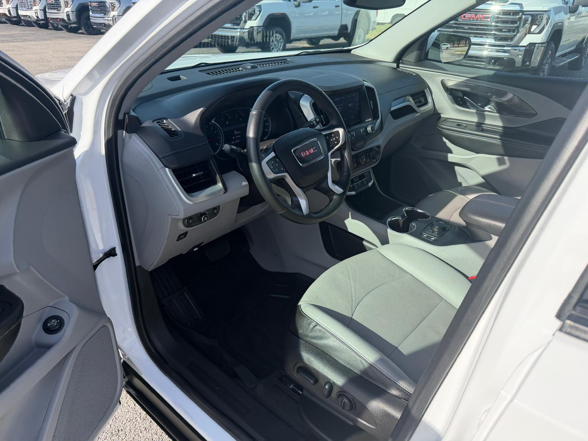 2024 GMC Terrain AWD 4dr SLT