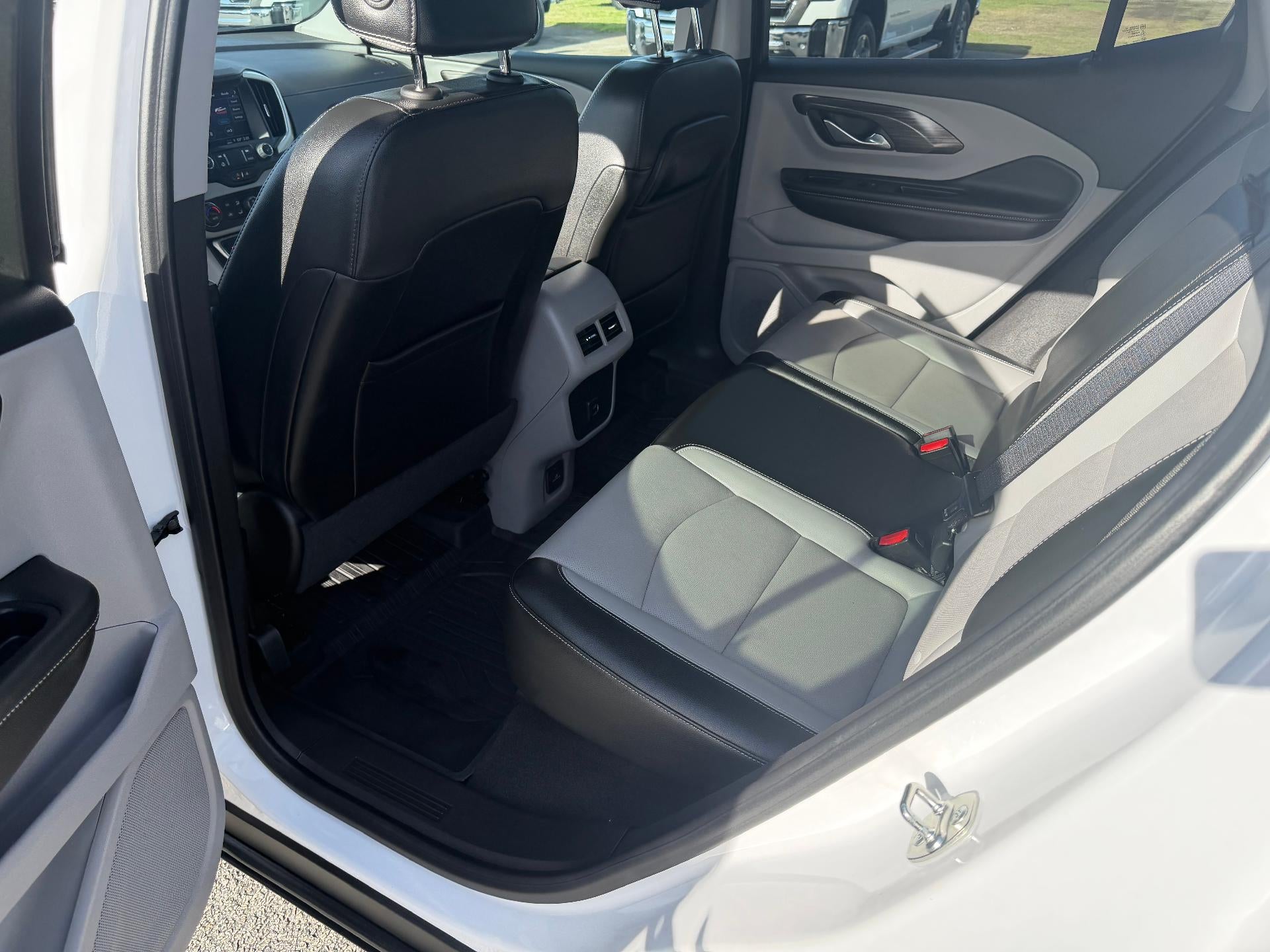 2024 GMC Terrain AWD 4dr SLT