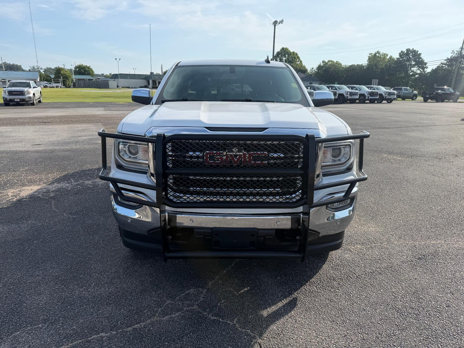2018 GMC Sierra 1500 Crew Cab Short Box 4-Wheel Drive SLT