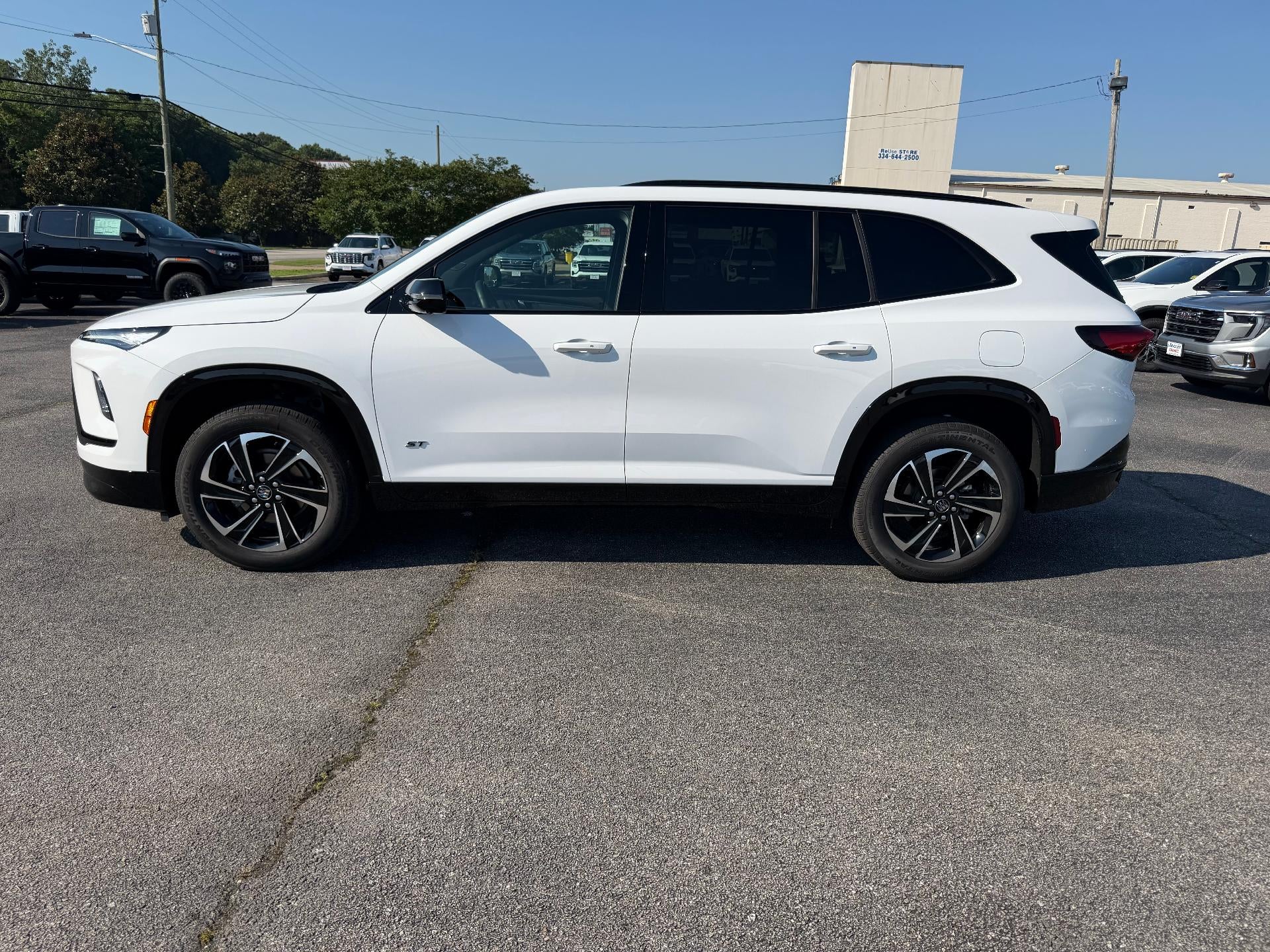 2026 Buick Enclave 4dr Sport Touring