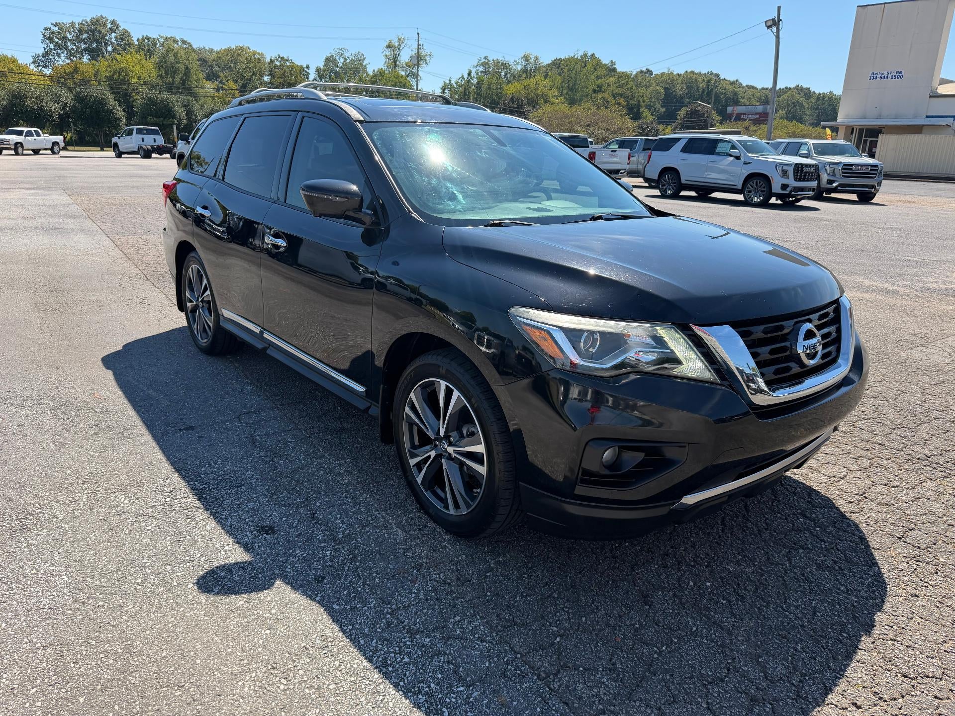 2018 Nissan Pathfinder FWD Platinum