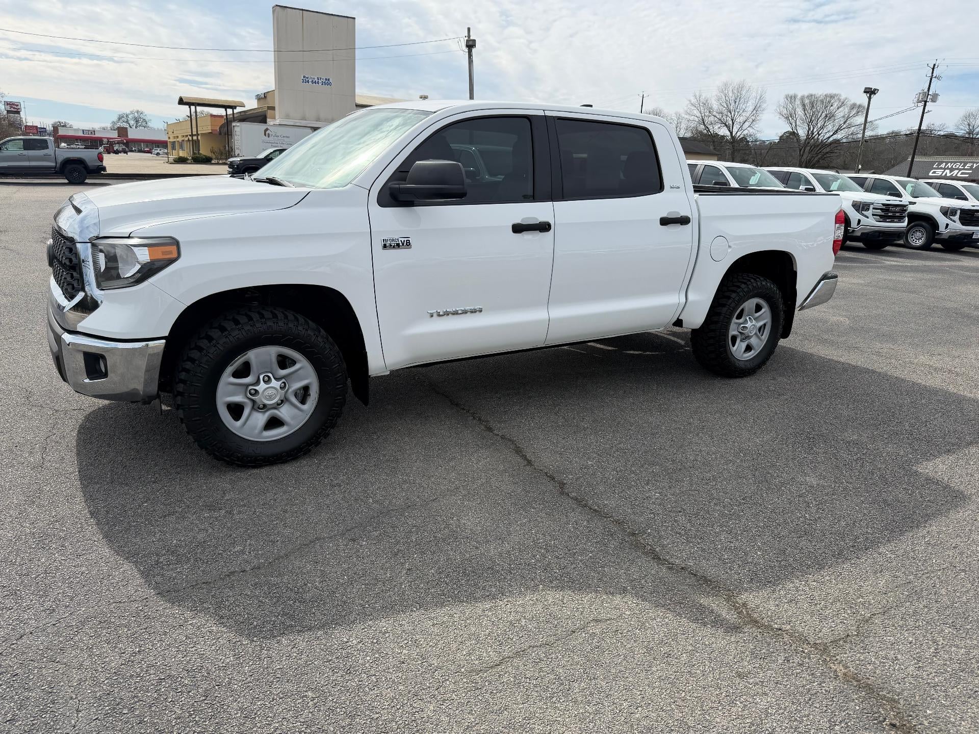 2021 Toyota Tundra 4WD 4WD SR5 CrewMax 5.5' Bed 5.7L (SE)