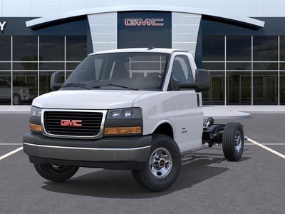 2025 GMC Savana Cutaway 3500 Base