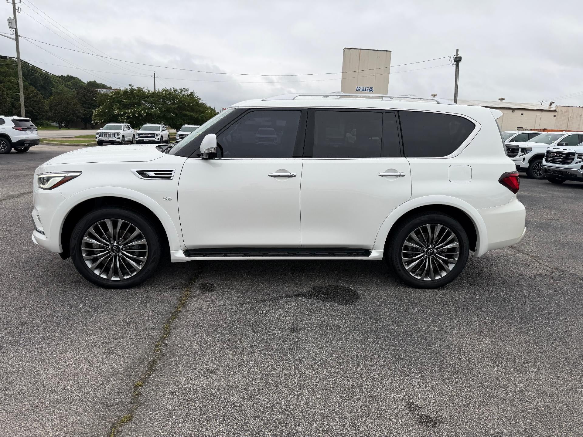 2019 INFINITI QX80 LUXE AWD